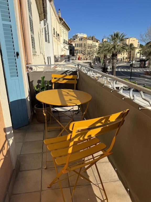 Maison De Village Renovee Avec Vue Mer Exceptionnelle Sainte-Maxime Luaran gambar